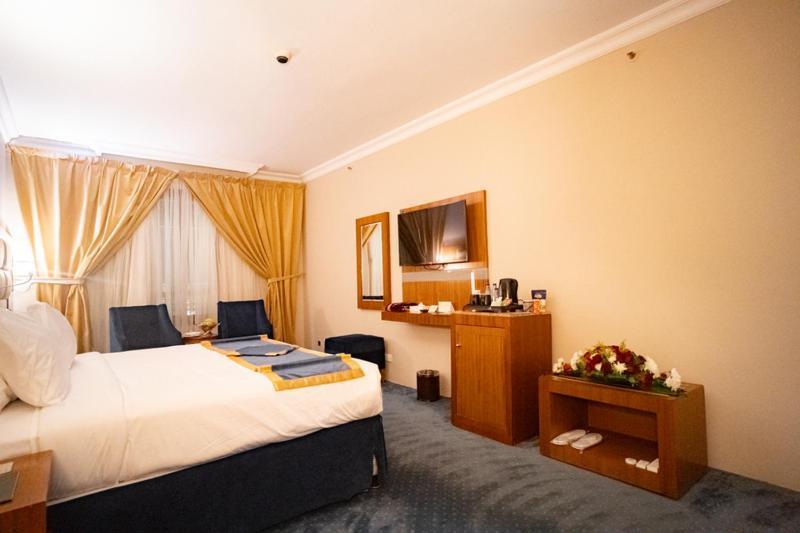 Emaar Elite Al Madina Hotel Медина Екстериор снимка