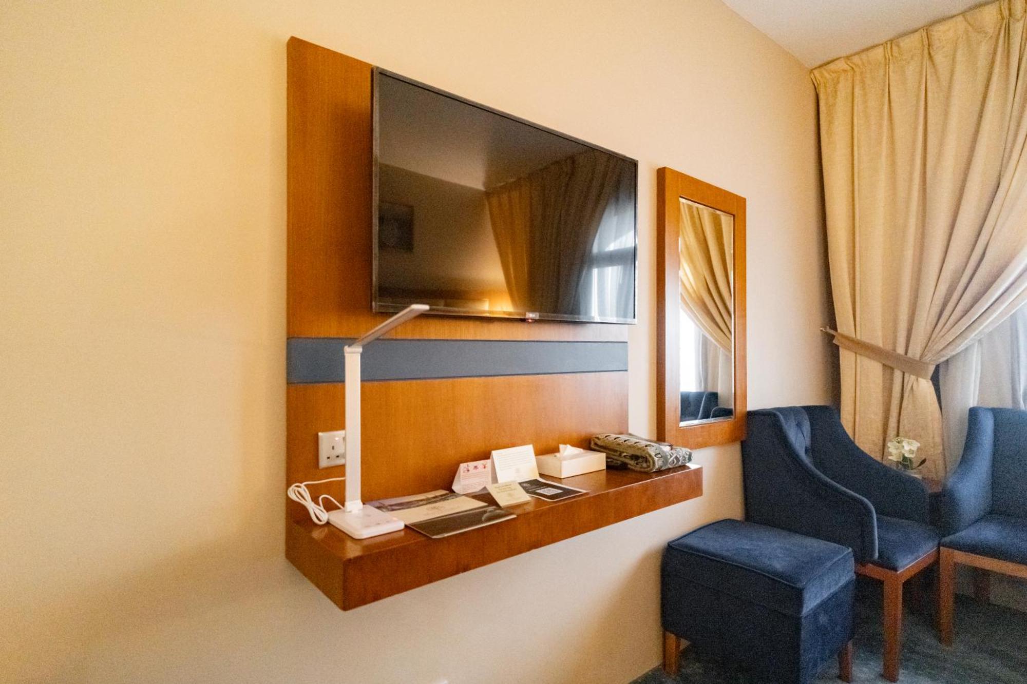 Emaar Elite Al Madina Hotel Медина Екстериор снимка